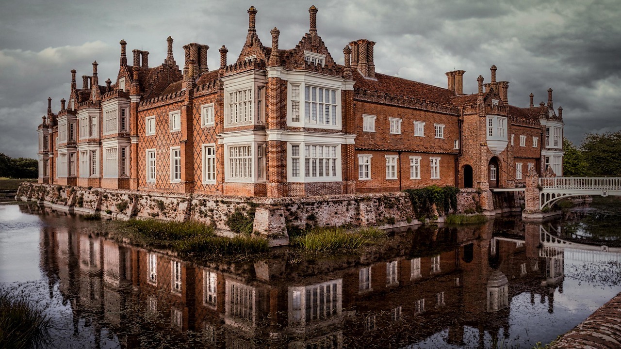 helmingham hall, suffolk, villa, nature, moated house, manor, historic, landmark, reflection, water, architecture, england